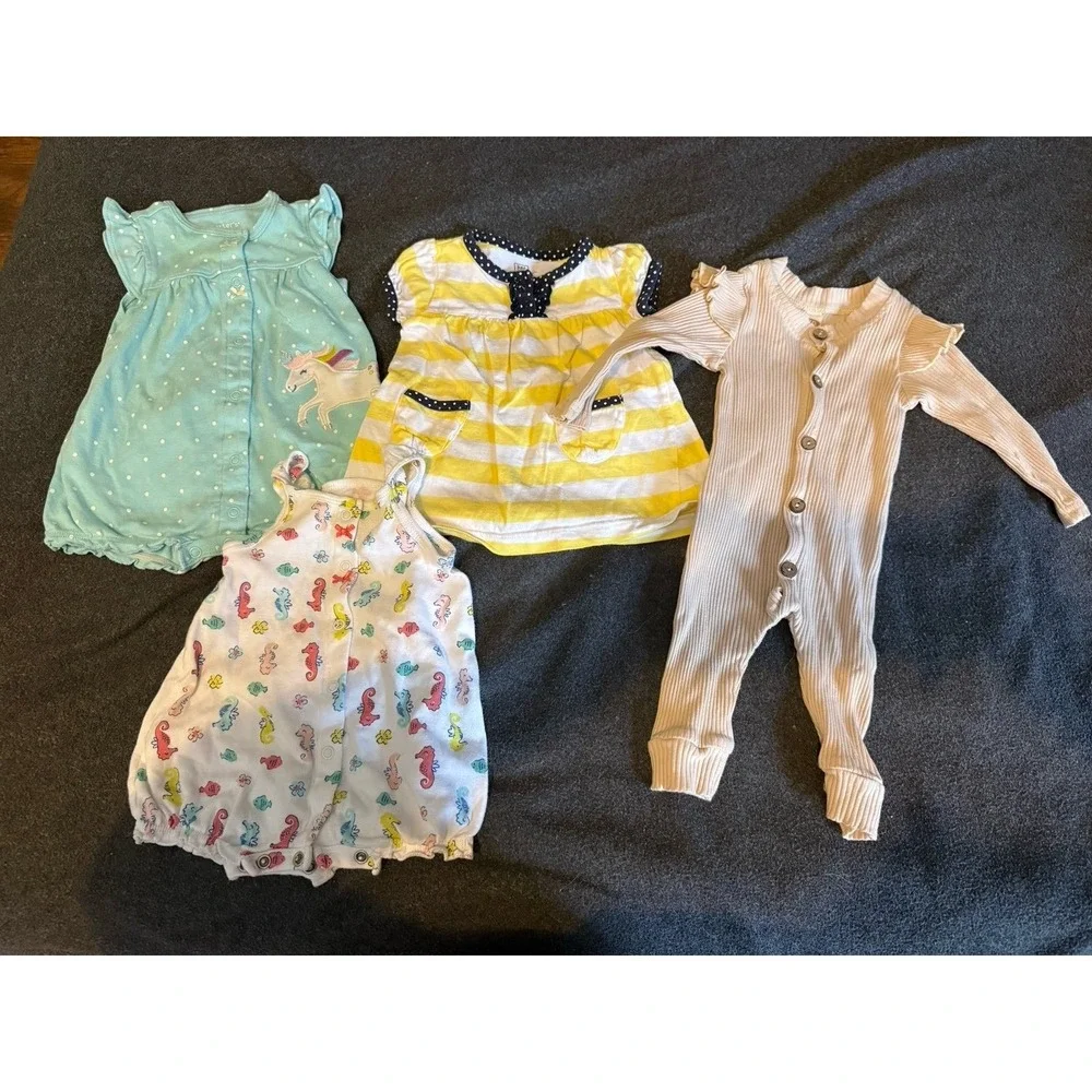 Baby Girl Clothes Lot 0-6M Carters Genuine Baby Jacket Robe Rompers 13pc Bundle